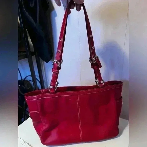 Coach Ashley Red Leather Double Handle Zipper Closure Tote Shoulder Bag - Picture 4 of 7